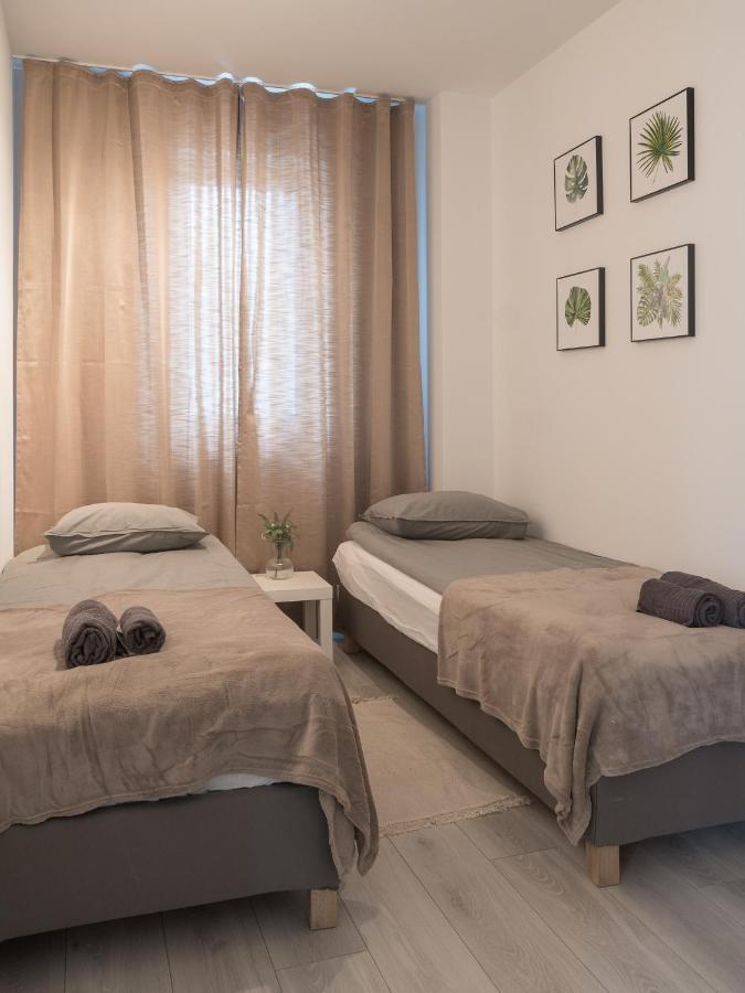 Apartament Clever 1 Kamienica Grochow 바르샤바 외부 사진
