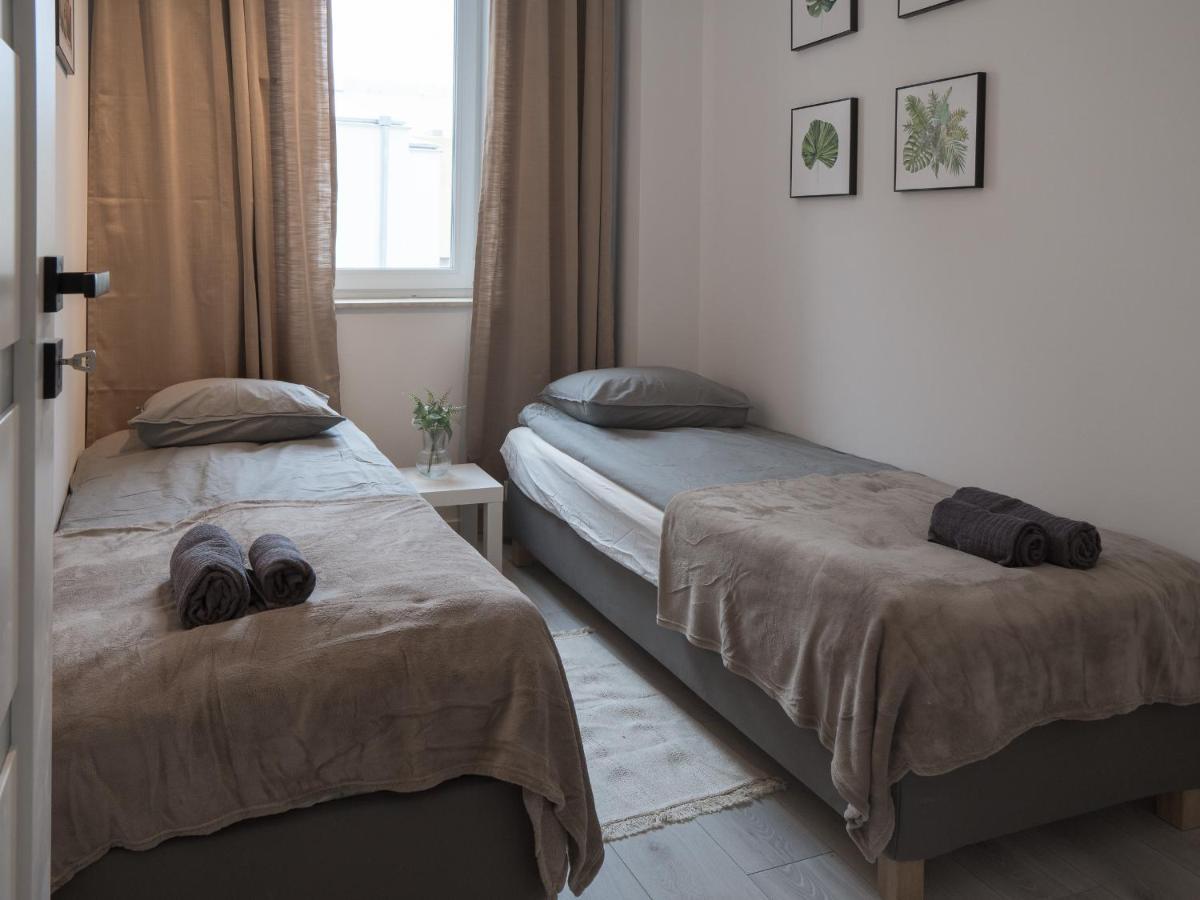 Apartament Clever 1 Kamienica Grochow 바르샤바 외부 사진